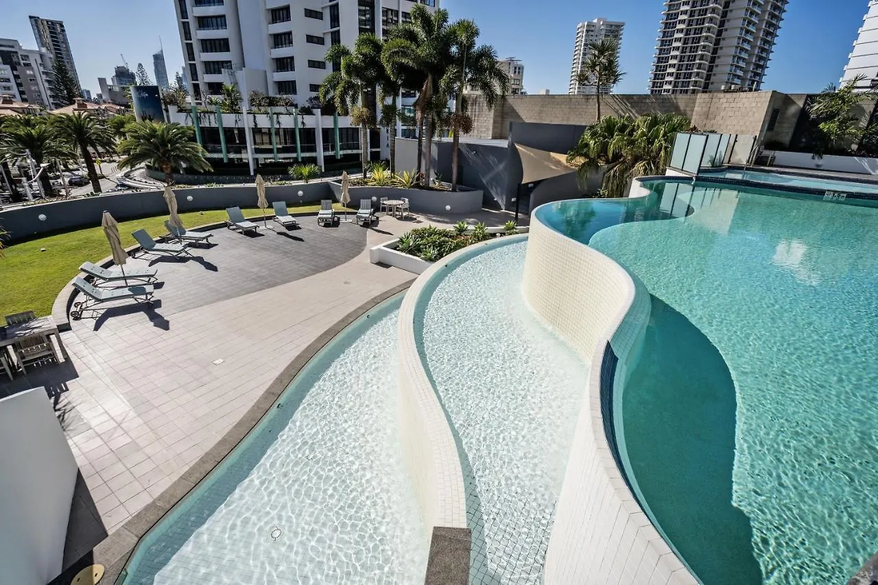 גולד קוסט The Wave Resort