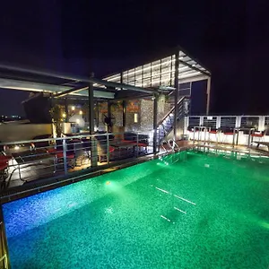 Platinum Grand Otel